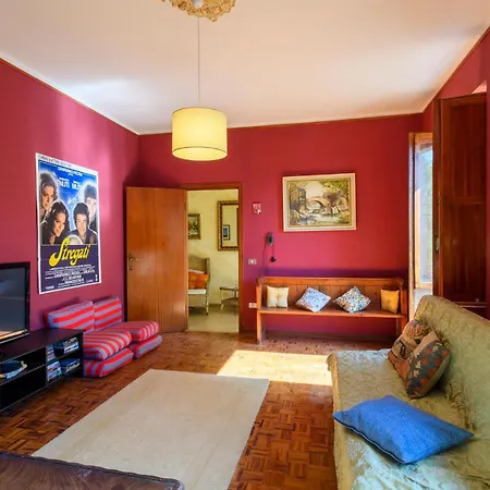 4 Bedroom Lovely In