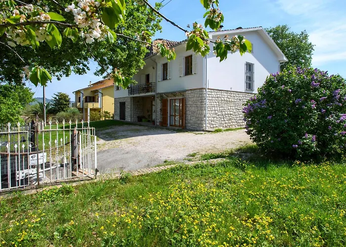 Amazing In * Montefelcino